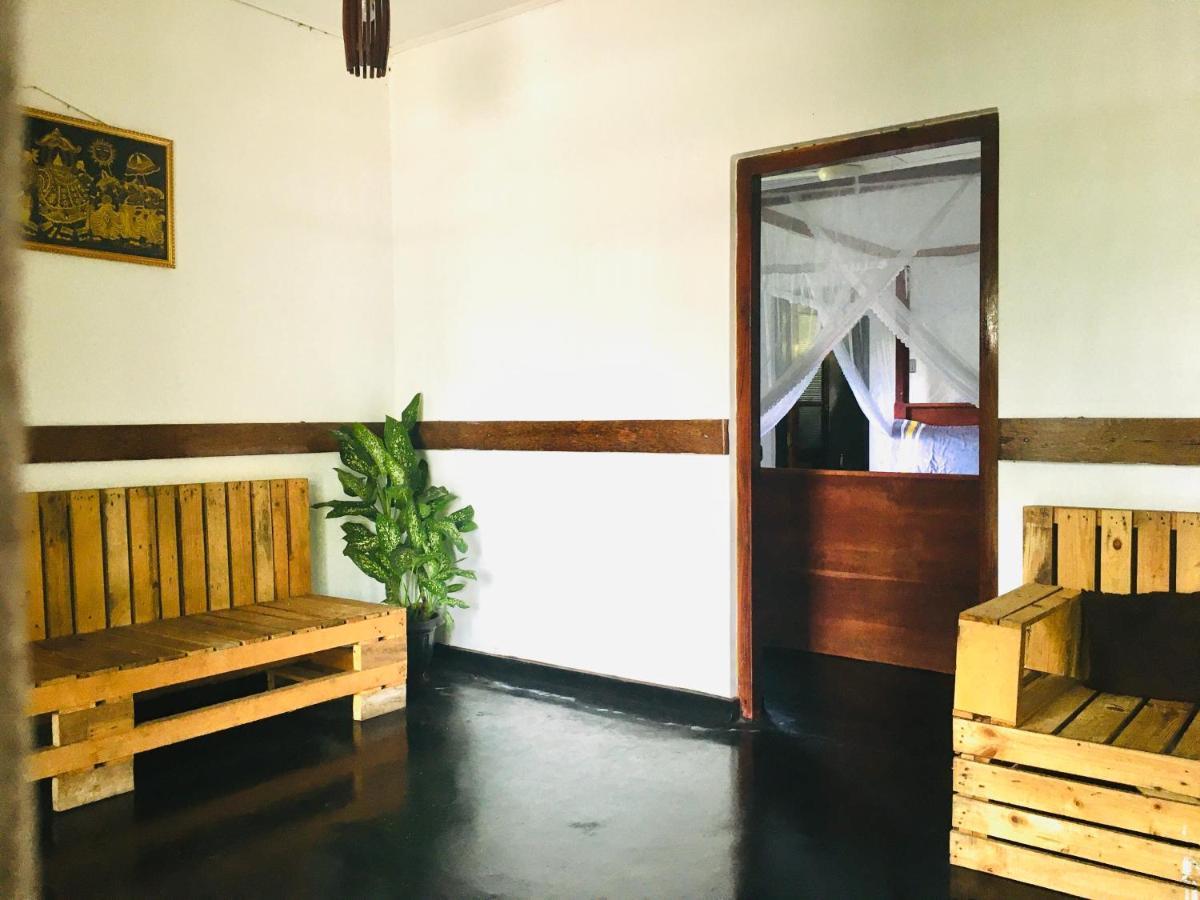 The Lagon House ディックウェラ エクステリア 写真